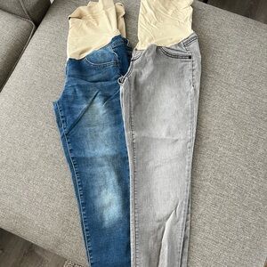 A Glow Maternity jeggings